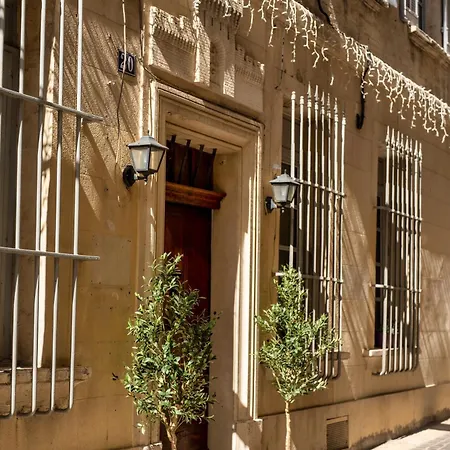 Hotel Garlande Centre 3*