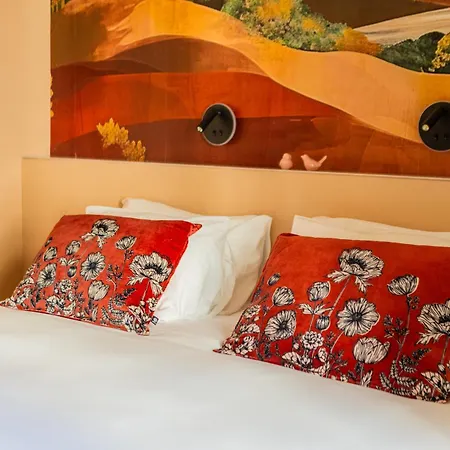 Garlande Centre Hotel